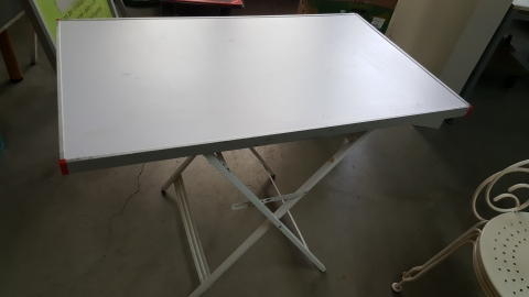 Klapptisch 