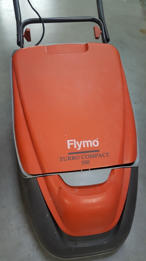 Rasenmäher Flymo Turbo Compact
