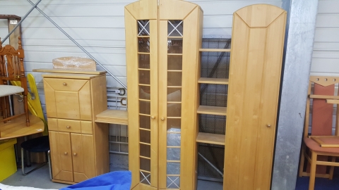 Kasten, Holzkasten, Wandverbau, 