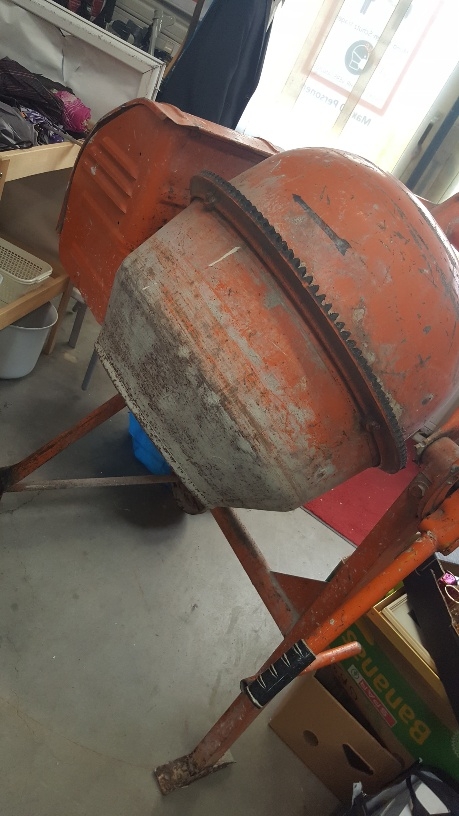 Mischmaschine, rot, 