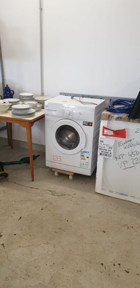 Waschmaschine, weiss, 